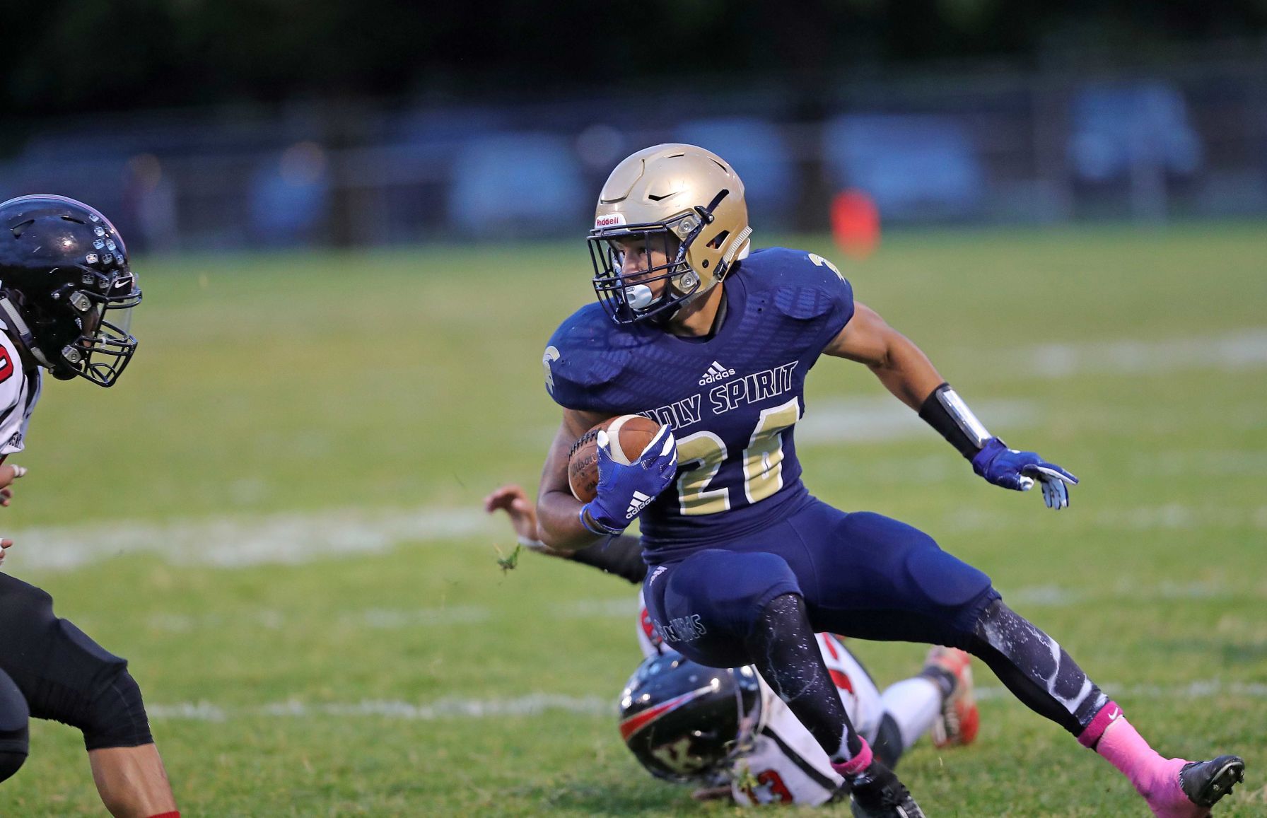 Holy Spirit vs Kingsway Football